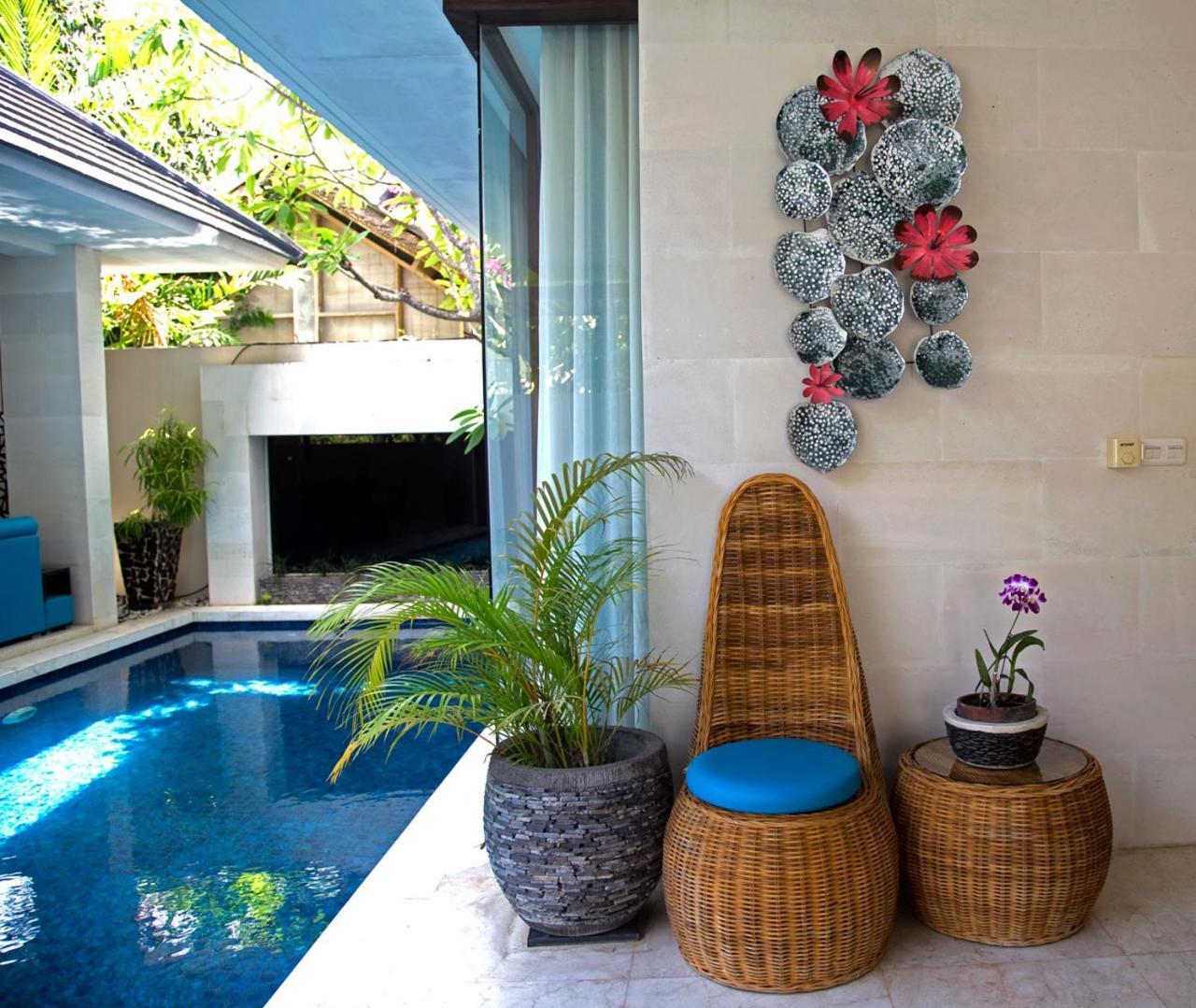 Indi Villas - The Bhadra Villa スミニャック エクステリア 写真