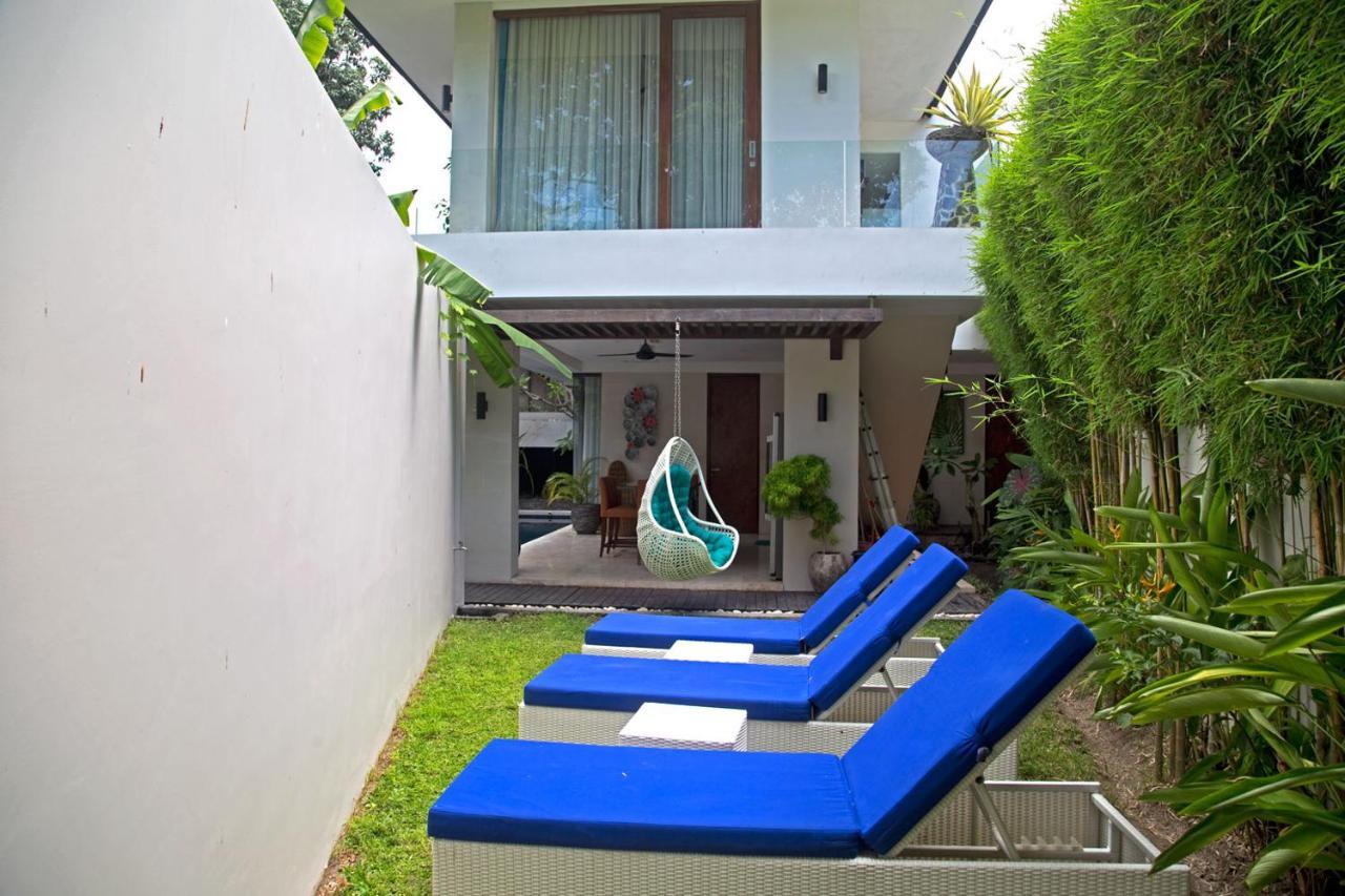 Indi Villas - The Bhadra Villa スミニャック エクステリア 写真